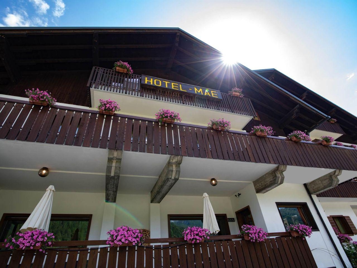 hotel MAE