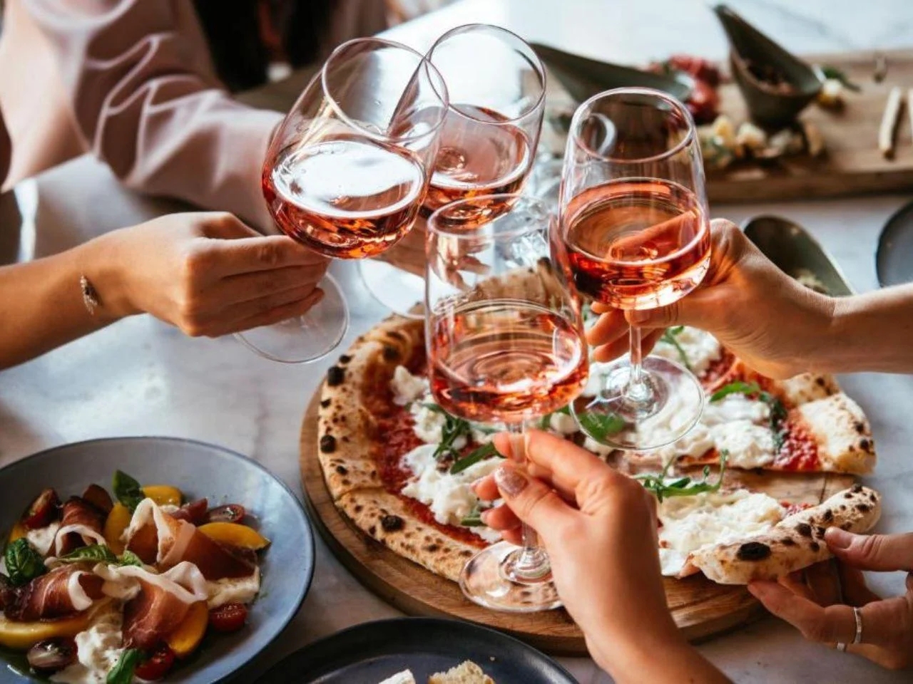 WOLLEE ALPINE BOUTIQUE8