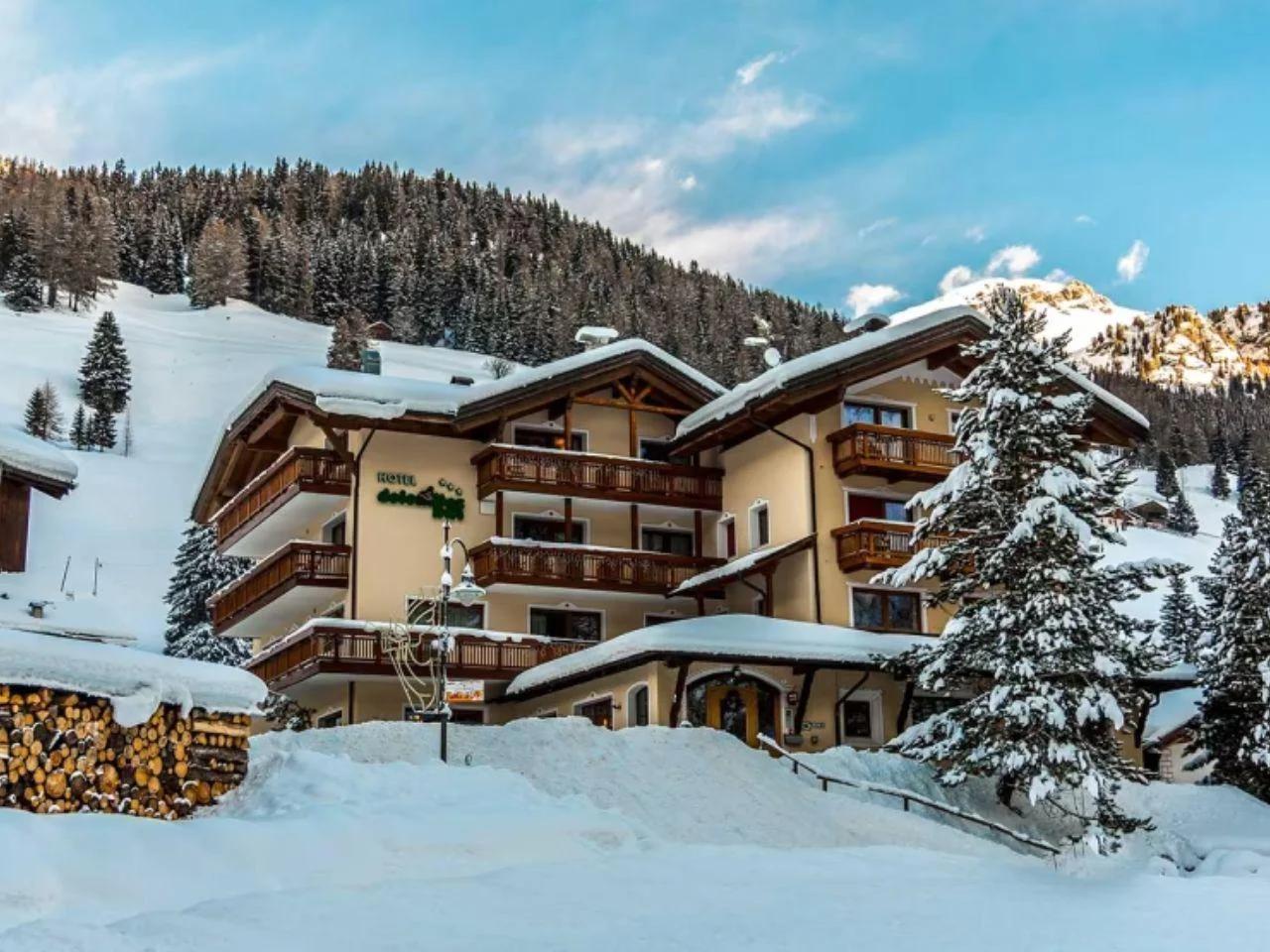 DOLOMITES INN - zdjęcie 1