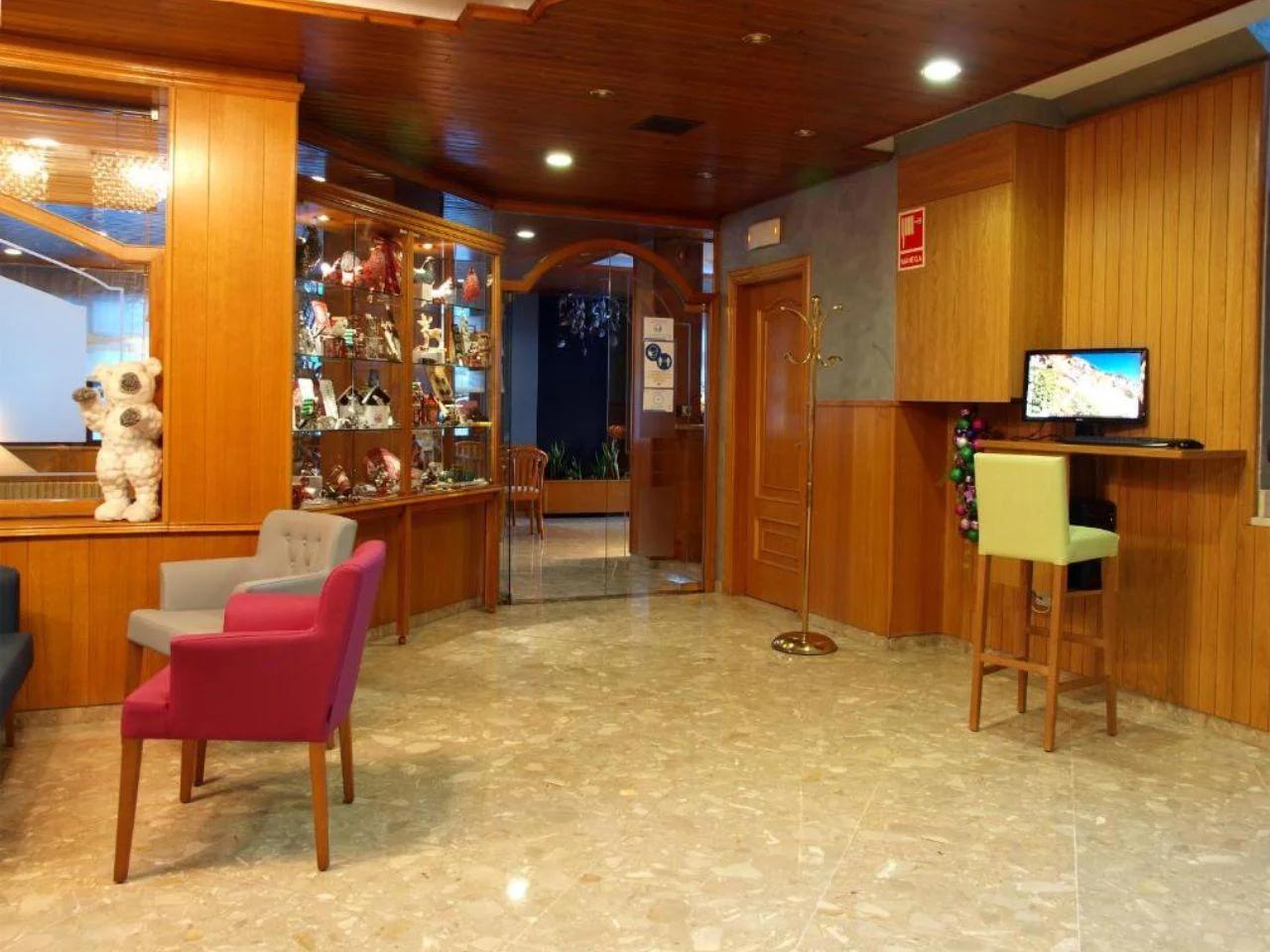 GUILLEM - zdjęcie 14