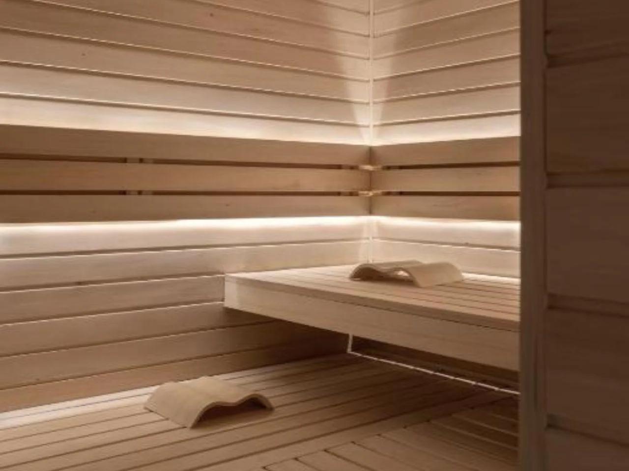 WOLLEE ALPINE BOUTIQUE3