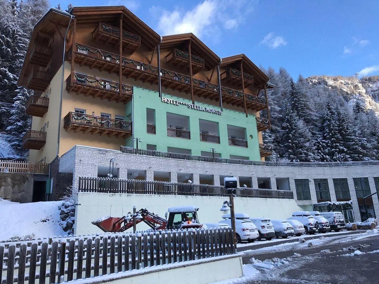 STELLA MONTIS - zdjęcie 1