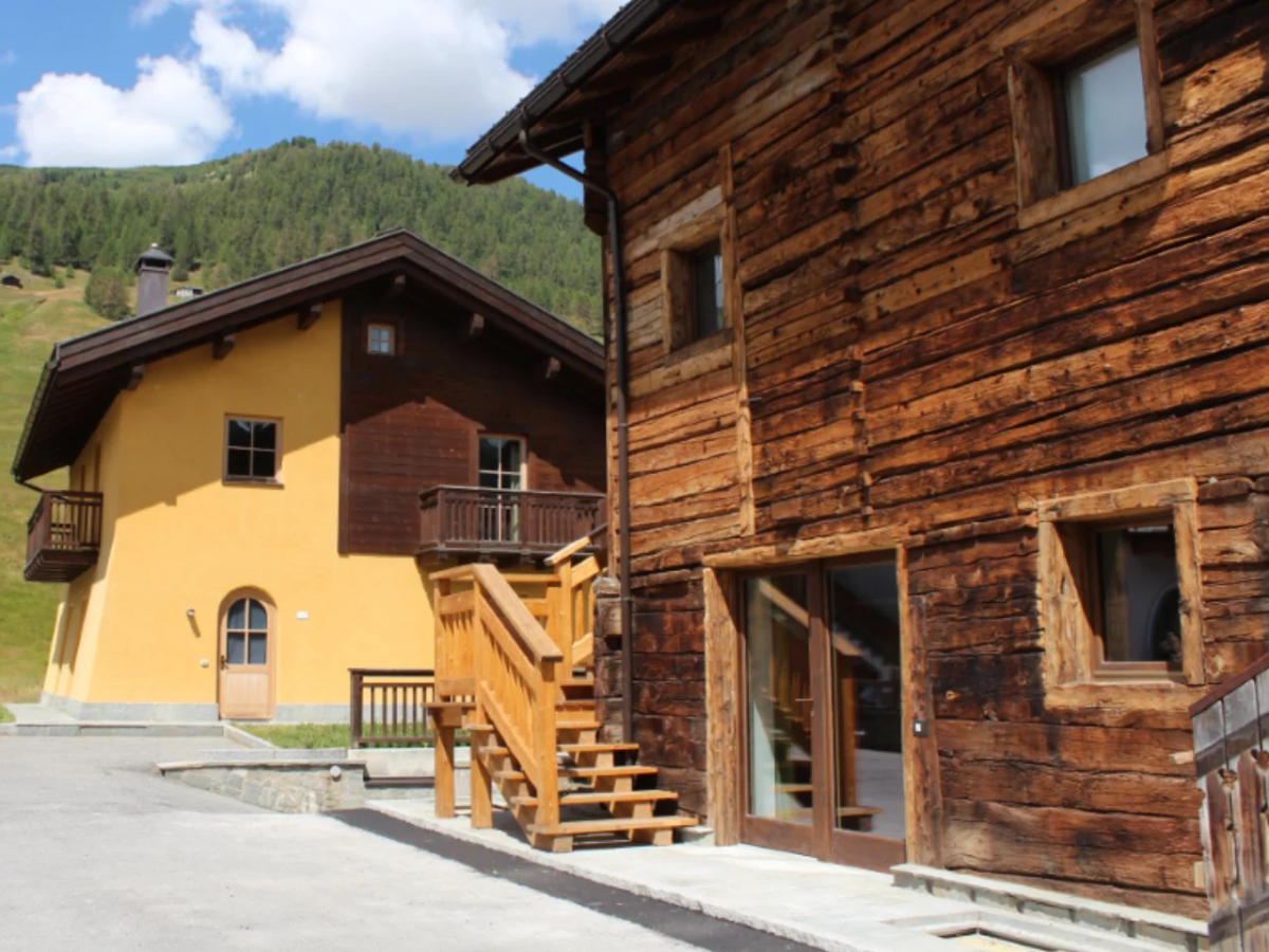 hotel CASA LA PEZINA Apart. 2-5 os.