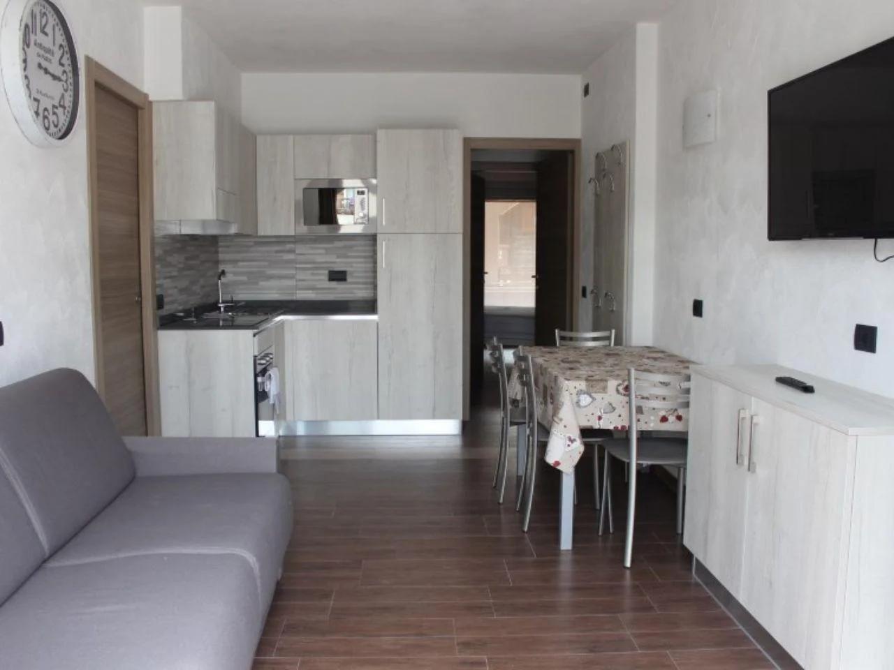 CASA MARISA Apart. 2-6 os.10