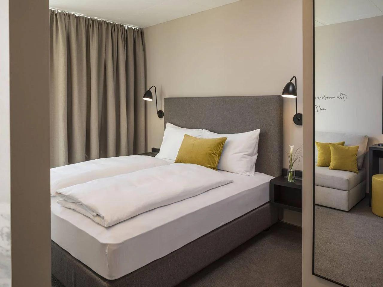 FRANZ FERDINAND - zdjęcie 6