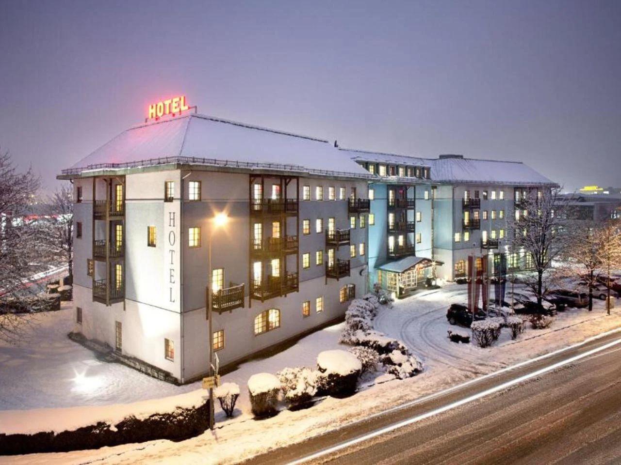 ALPHOTEL - zdjęcie 2