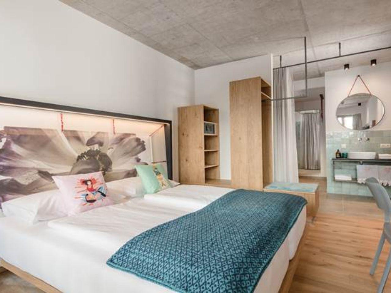 HOTEL BLU5
