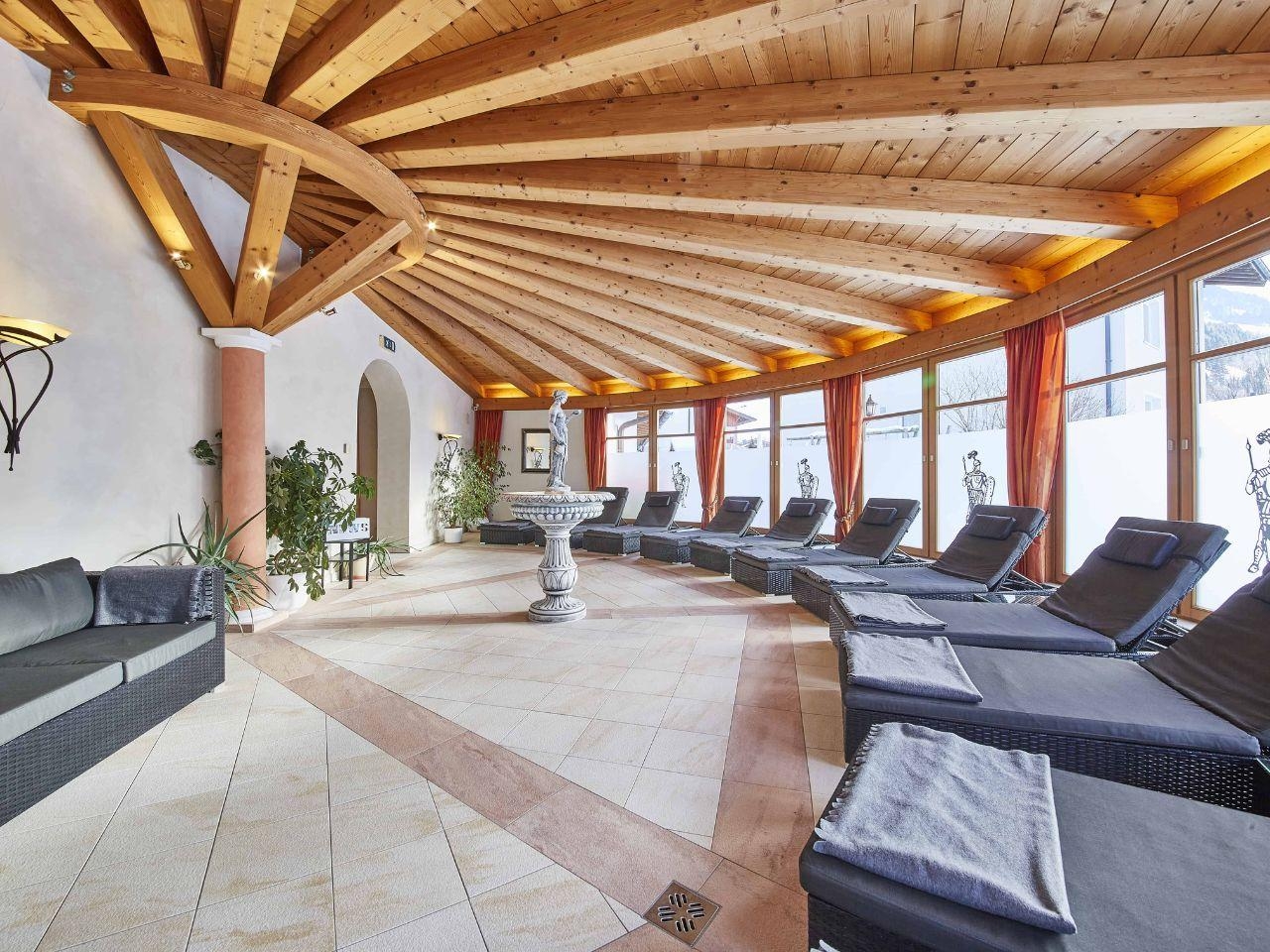 ROMERHOF16