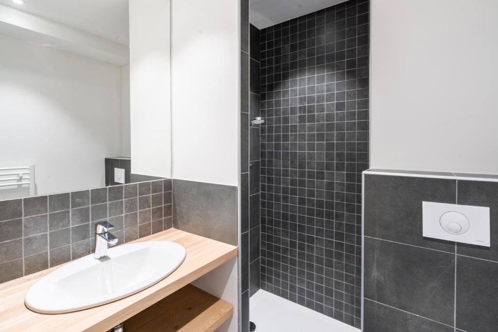 LES ECRINS D' AURIS12