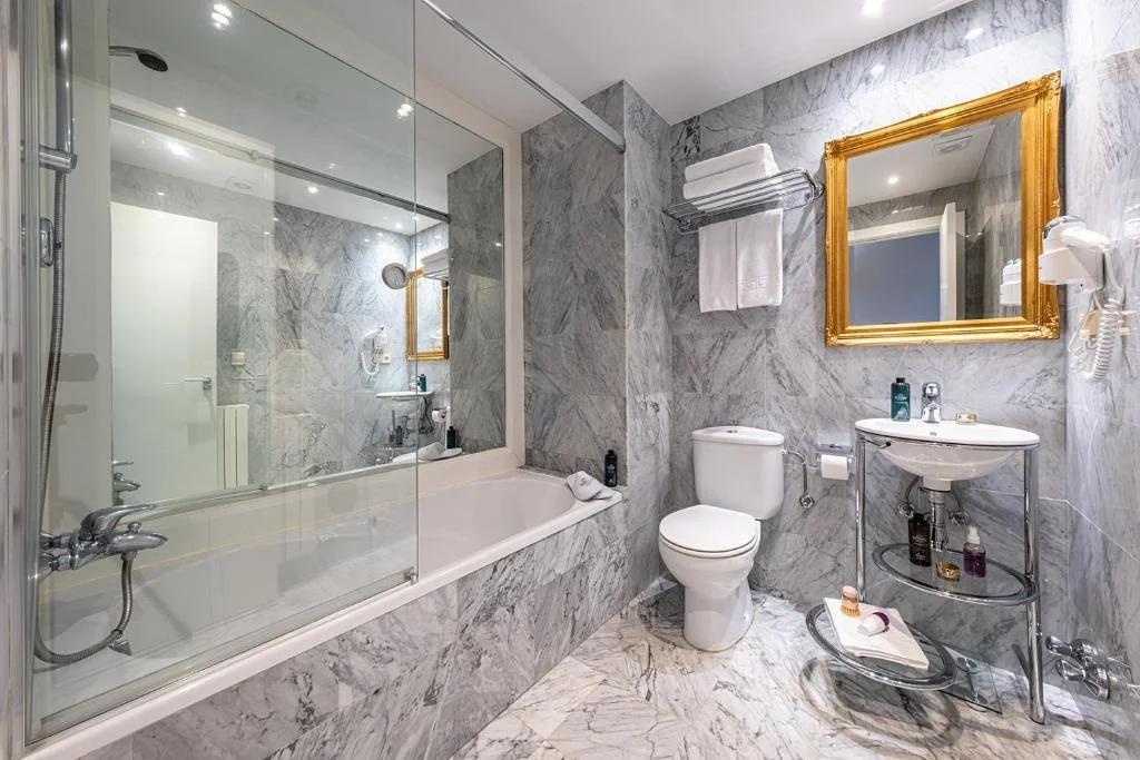 HOTEL CARIBOU - zdjęcie 3