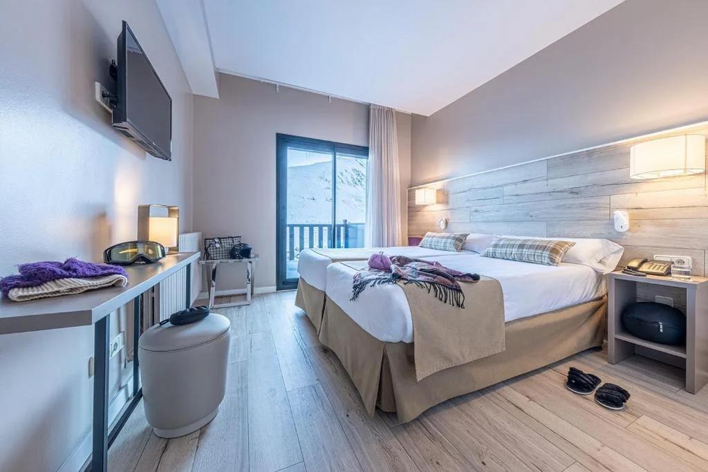 HOTEL CARIBOU - zdjęcie 1