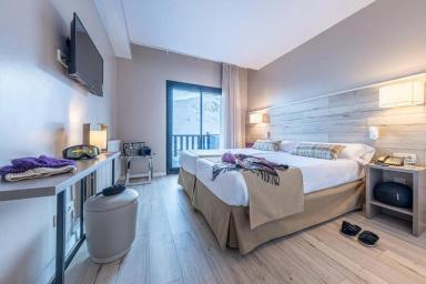 HOTEL CARIBOU - miniatura 1