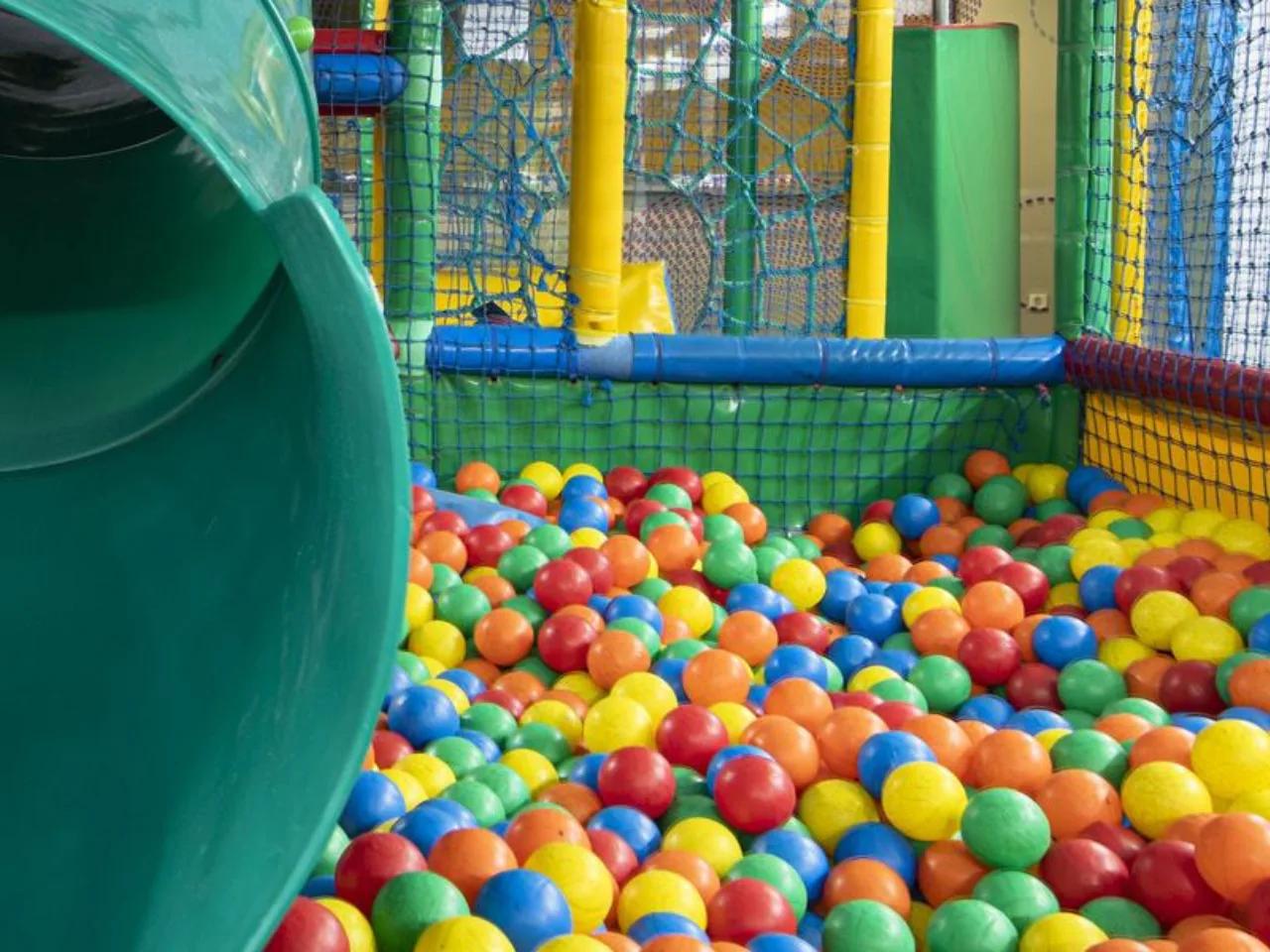 SKI PLAZA15