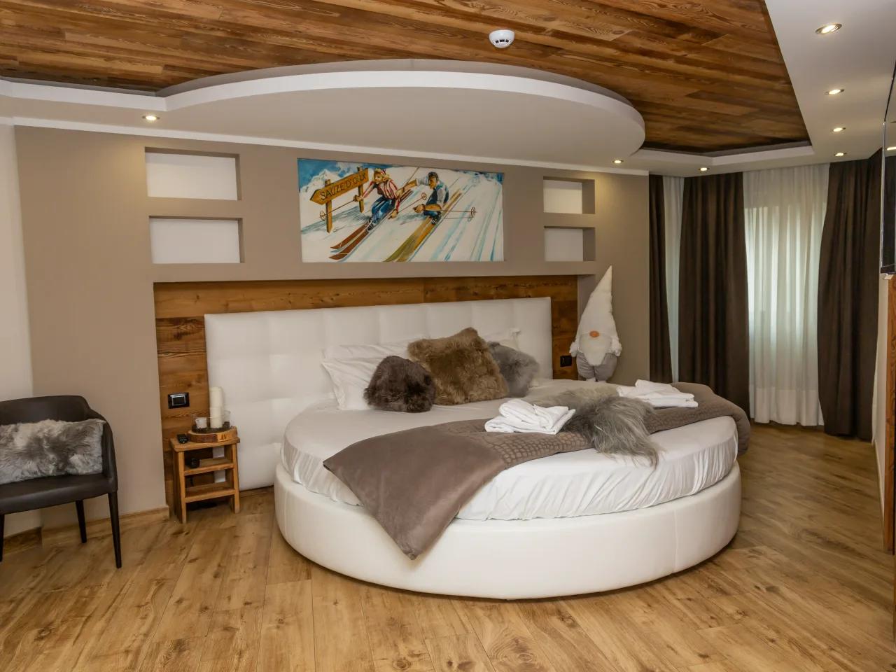 HOTEL K24