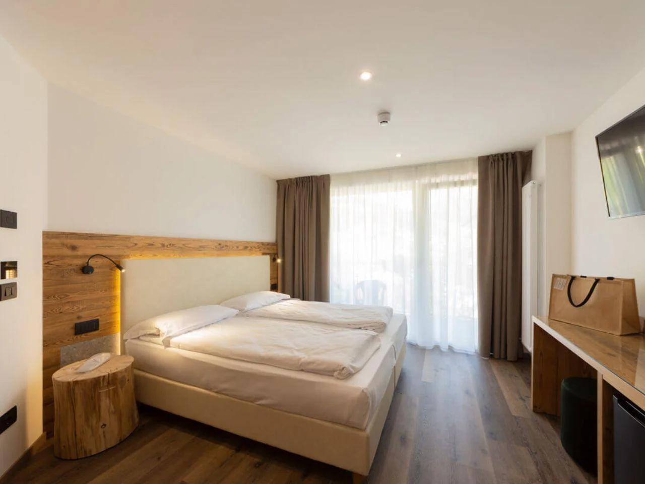 ACTIVE ALM HOTEL3