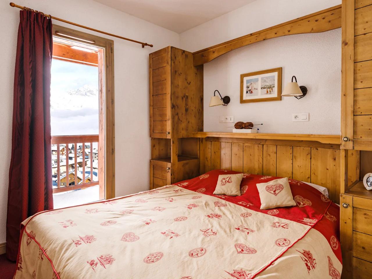 LES HAUTS DE COMBORCIERE apt. 2-6 os. (47m²)5