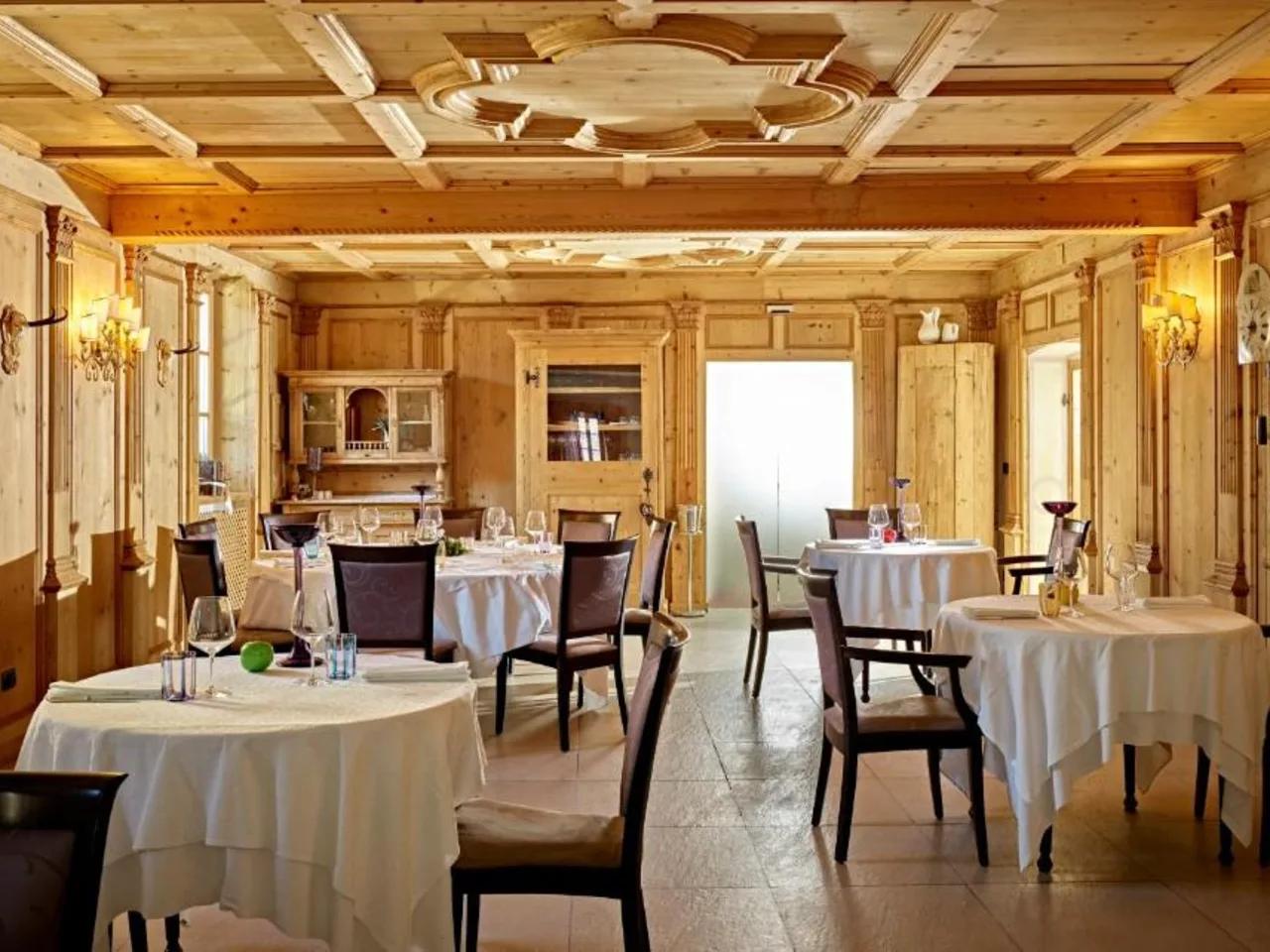 ROMANTIC EXCELSIOR8