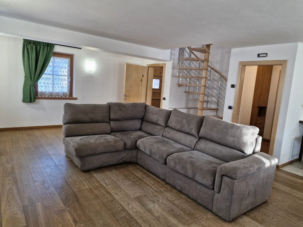 GOLOSERIA LOFT apt. 4-6 os.4