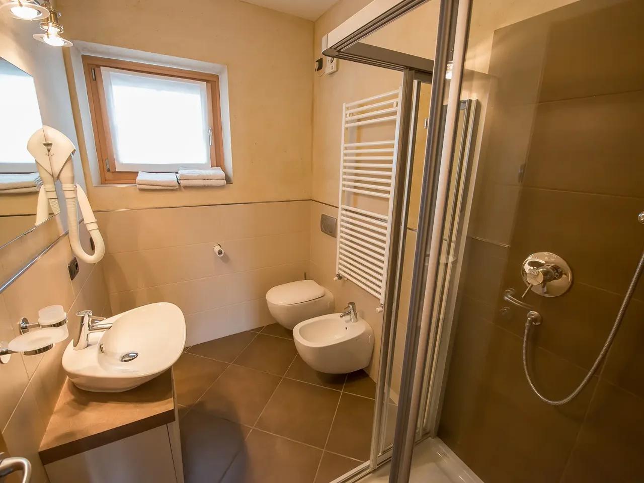CASA GALLO apt. 2-4 os. nr 25