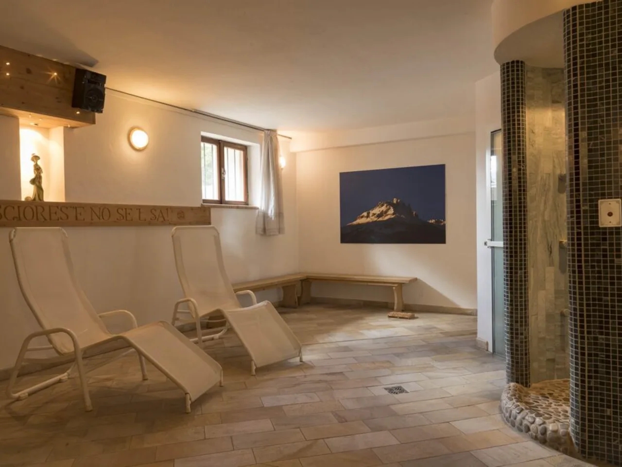 HOTEL LAURINO3