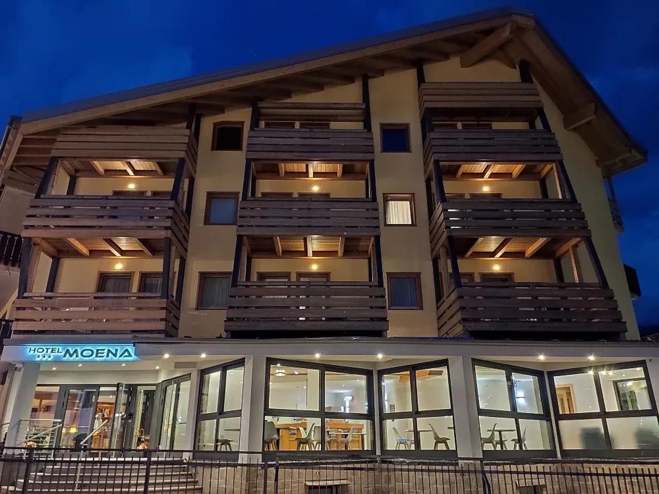 MOENA HOTEL27