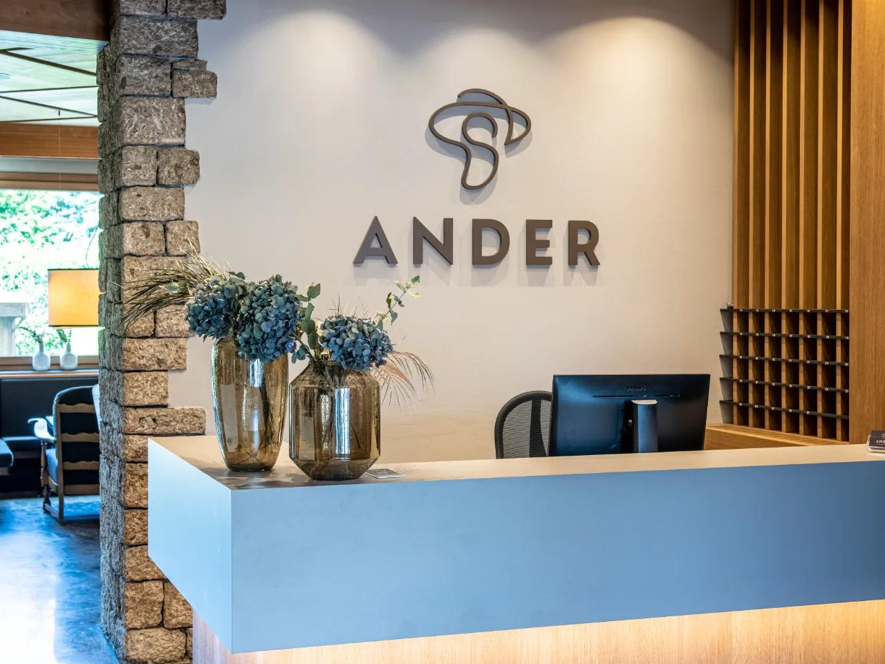 ANDER BRUNECK26