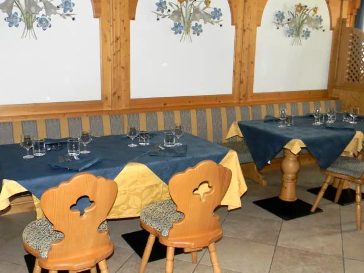 MOUNTAIN RESORT GARNI12