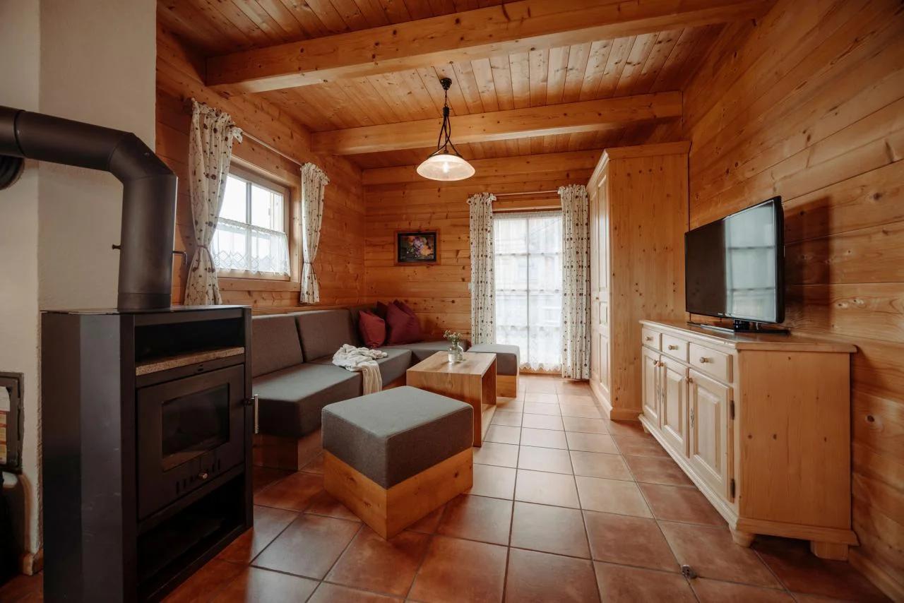 CHALET ALMDORF REITERALM Komfort-Almhutte Enzian4