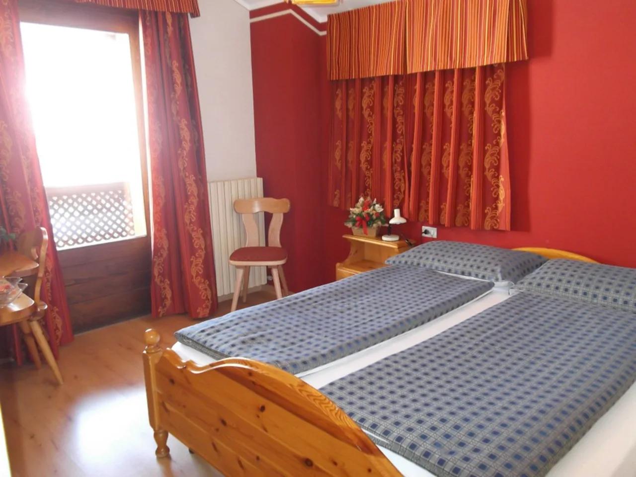ADELE HOTEL5