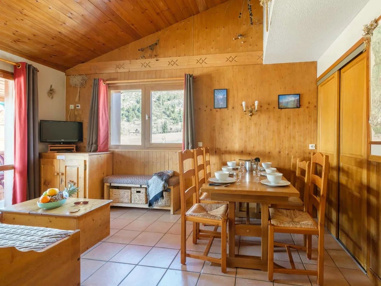 Balcons Le Haut apt. 2-7 os. (49m²)3