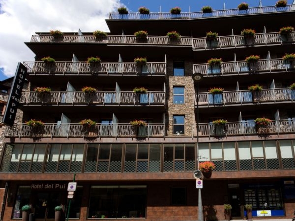 hotel DEL PUI